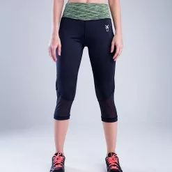 Amnig Women Venture 3/4 Leggings (Black/New Lime)