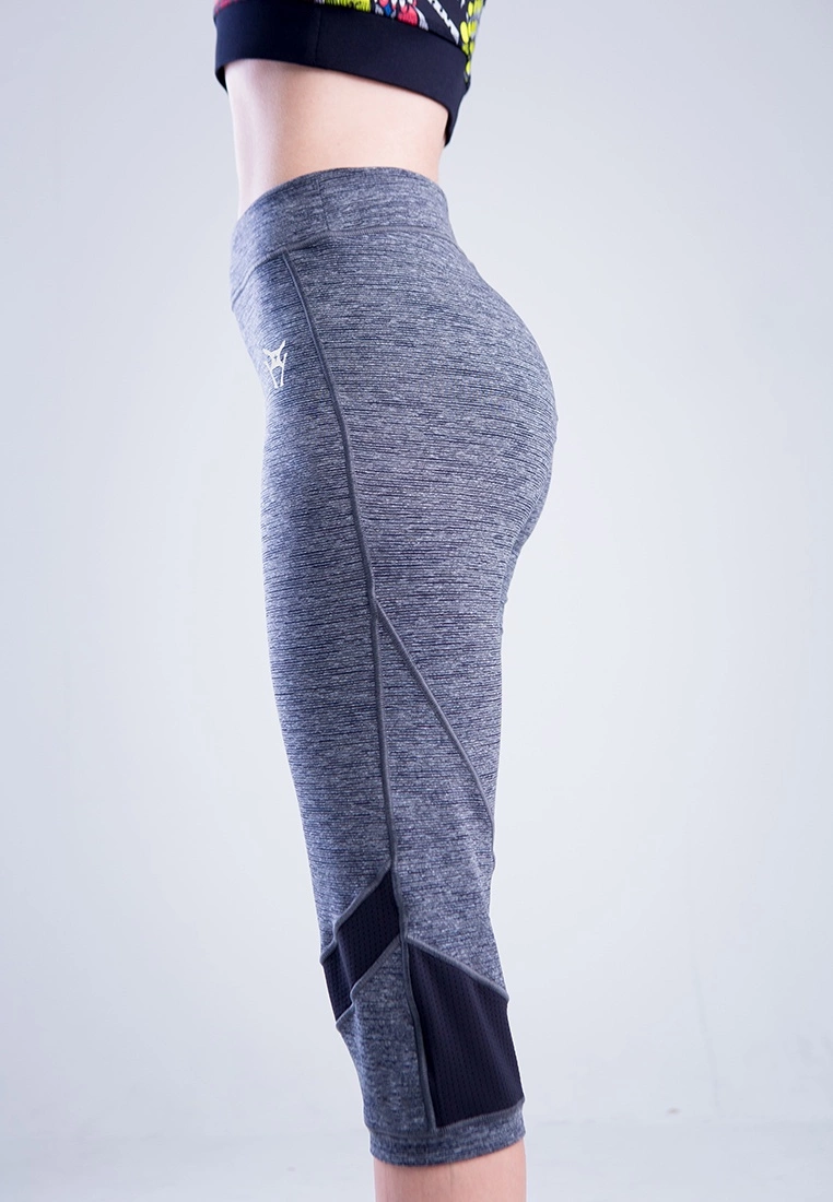 Amnig Women Nerve 3/4 Legging (Grey) - Image 3