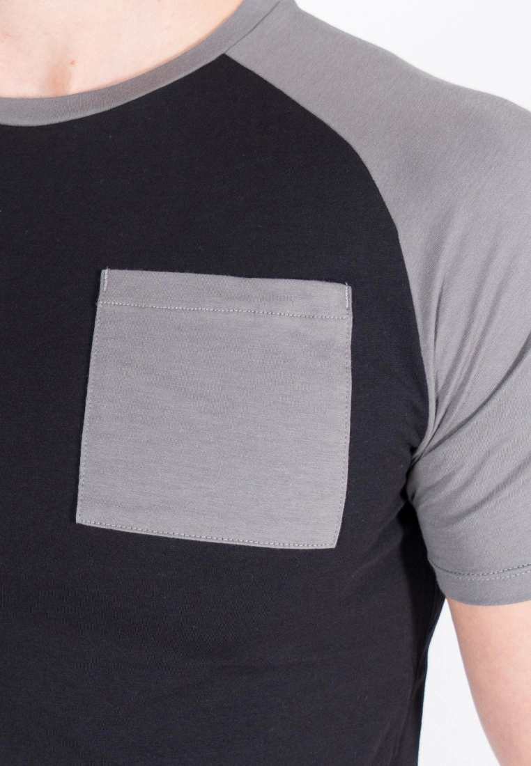 Amnig Men Raglan T Shirt with Pocket (Black) - Image 4